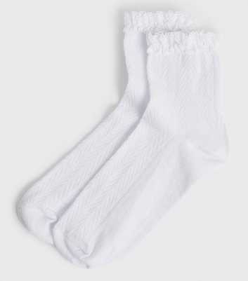 White Cable Knit Frill Socks