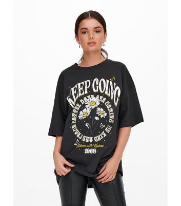 Black Daisy Keep Going Logo Oversized 