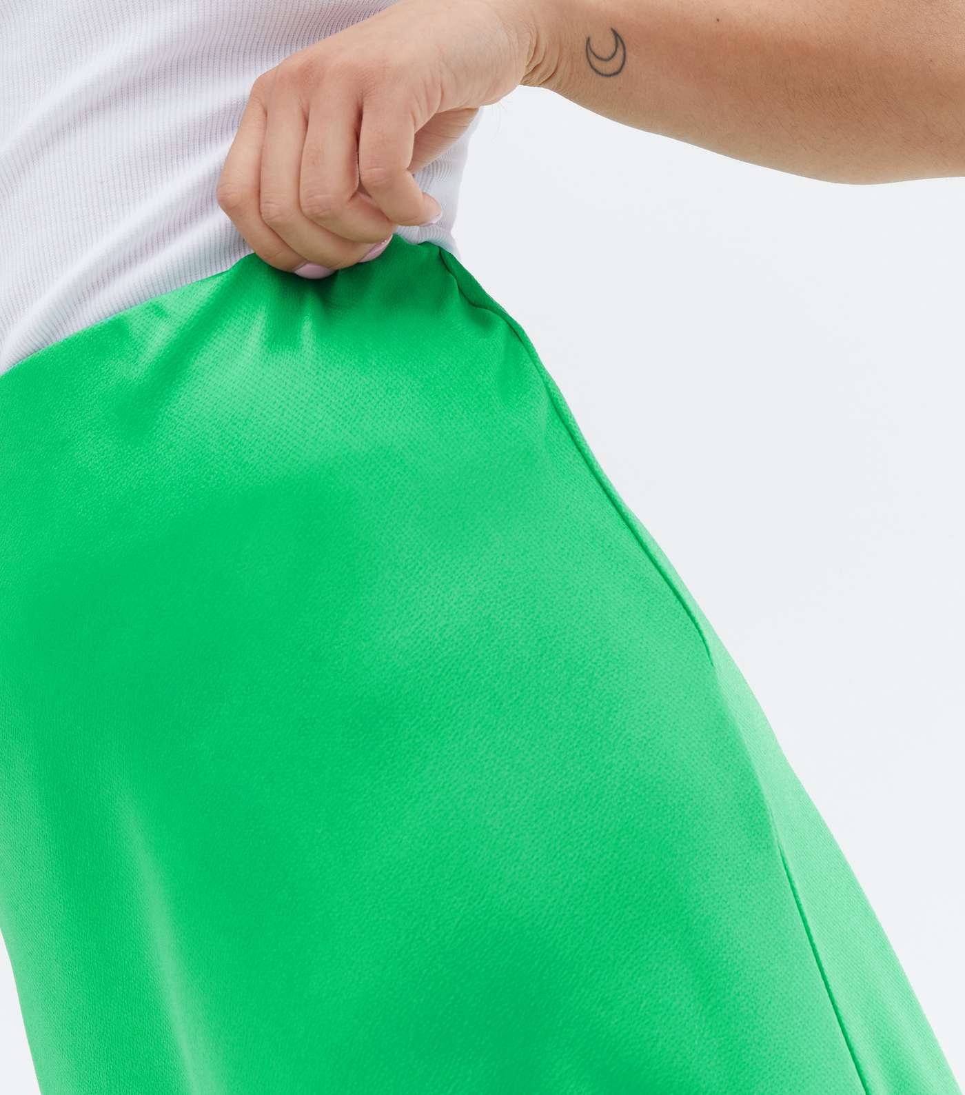 Petite Green Satin Bias Cut Midi Skirt Image 3
