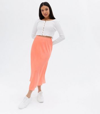 Petite Coral Satin Bias Cut Midi Skirt New Look