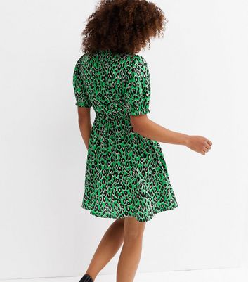 Green animal print dress new look hotsell