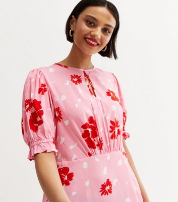 Click to view product details and reviews for Pink Floral Keyhole Split Midi Dress New Look.