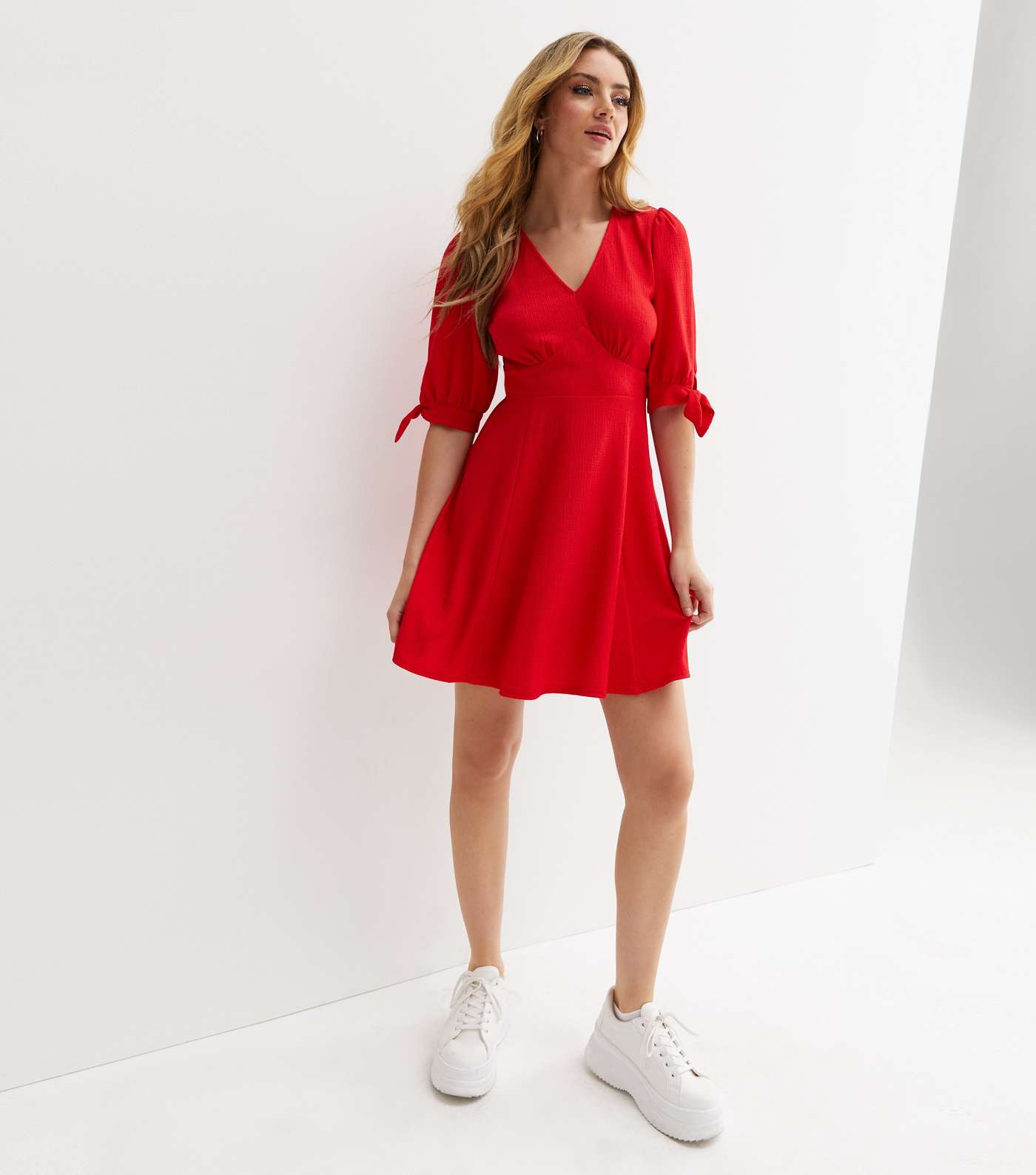 Red Crinkle Jersey V Neck Tie Sleeve Mini Dress Image 3
