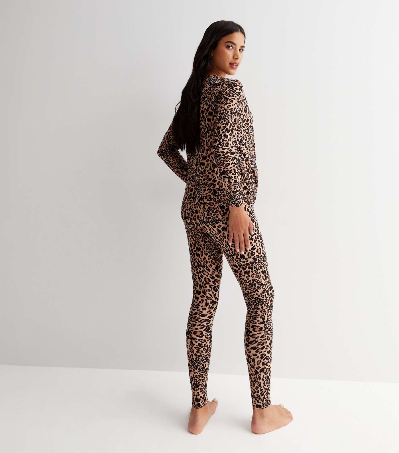 Maternity Brown Soft Touch Legging Pyjama Set with Leopard Print Image 4