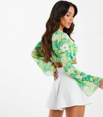 QUIZ White High Waist Flippy Shorts 