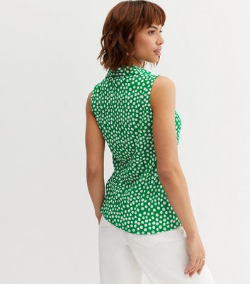 Green Spot Ruched Sleeveless Collared Blouse New Look