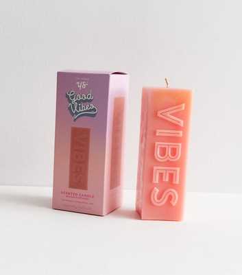 Yes Studio Grapefruit Mandarin & Lime Scented Good Vibes Candle