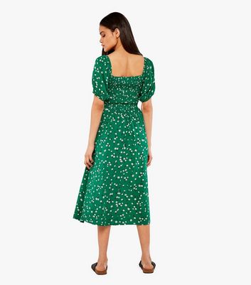 Click to view product details and reviews for Apricot Green Floral Shirred Midi Dress New Look.