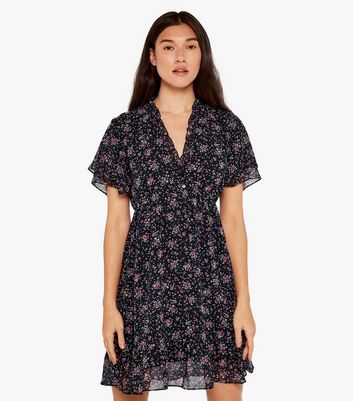 Apricot Navy Floral Flutter Sleeve Mini Dress New Look