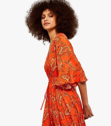 Click to view product details and reviews for Apricot Bright Orange Paisley Maxi Dress New Look.