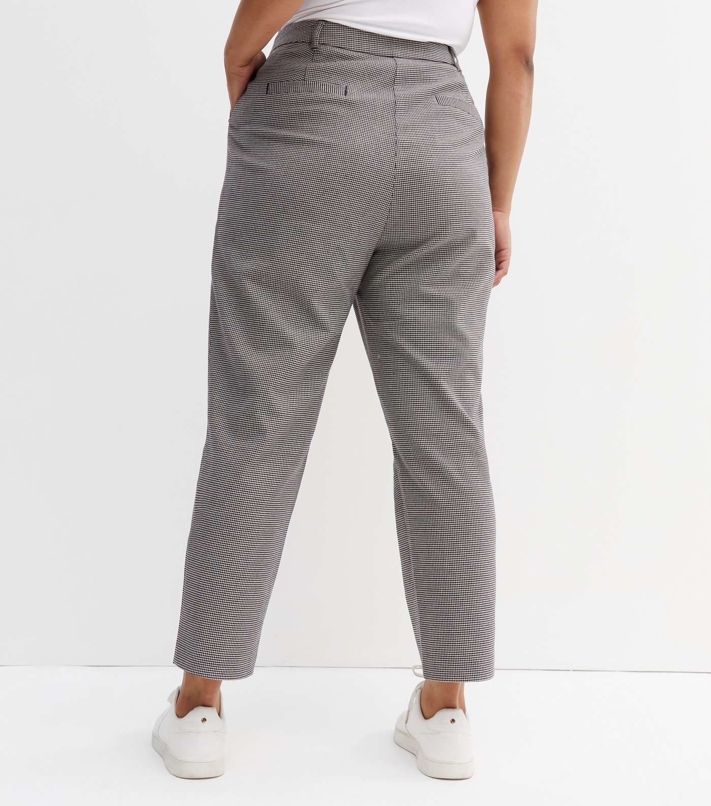Curves Brown Check High Waist Tapered Trousers Image 4