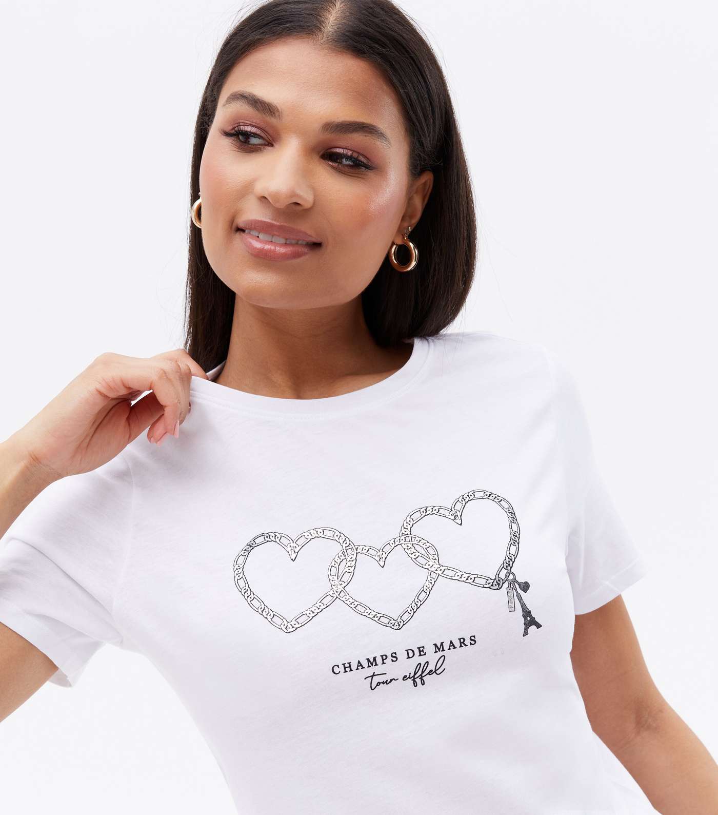 White Chain Heart Logo T-Shirt Image 3