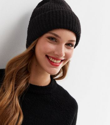 Black beanie on sale hat womens