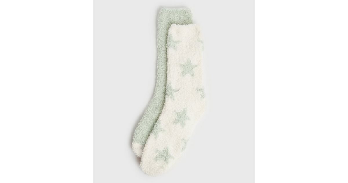 2 Pack Mint Green and Star Fluffy Socks | New Look