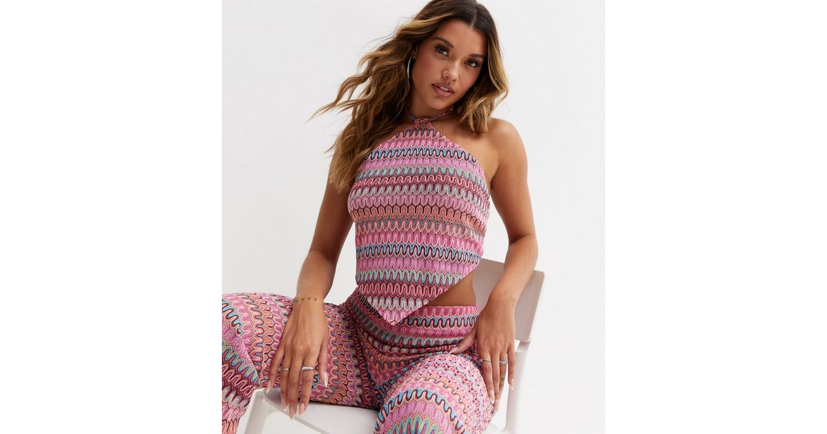 Toneelschrijver schroef voldoende Pink Zig Zag Crochet Hanky Hem Halter Crop Top | New Look