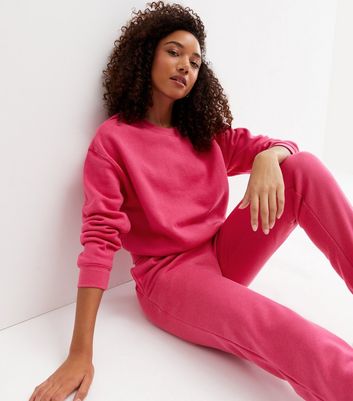 Bright pink crew neck sweatshirt Clearance