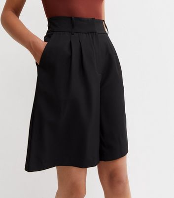 ONLY Black High Waist Pleated Long Shorts New Look