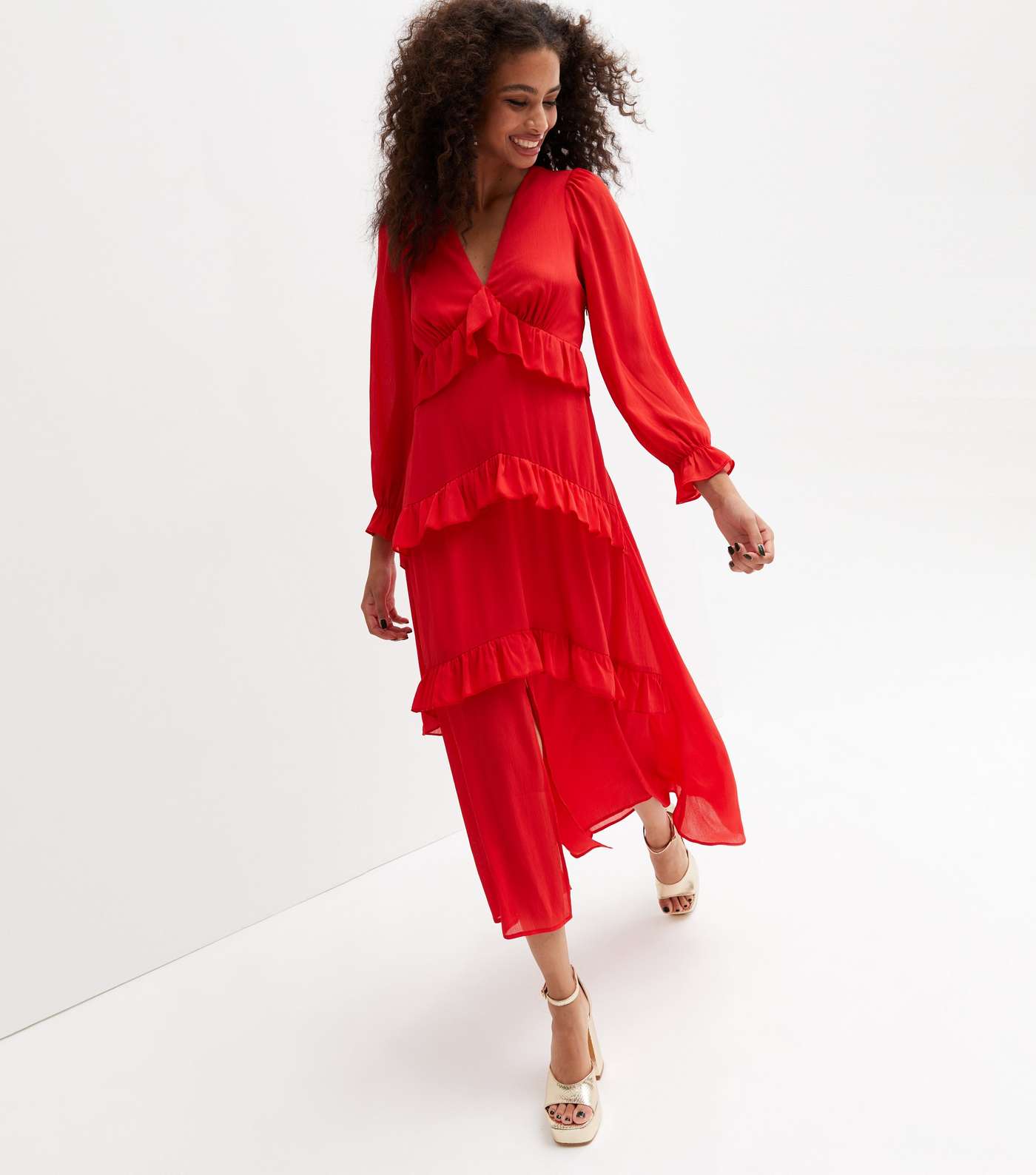 Red Chiffon Tiered Ruffle Long Sleeve Midi Dress Image 3