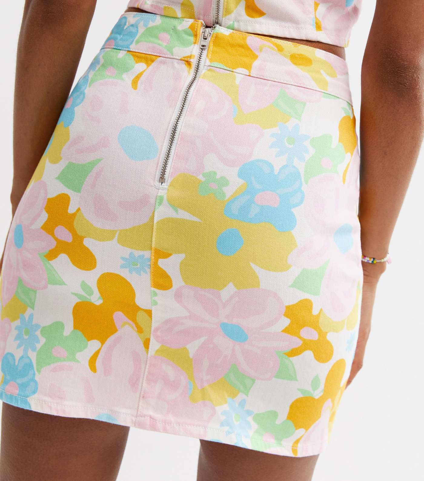 White Floral Denim Mini Skirt Image 4