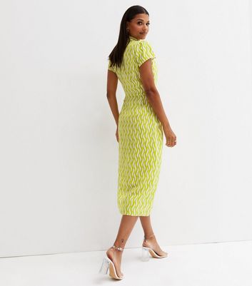 Green Geometric Collared Short Sleeve 