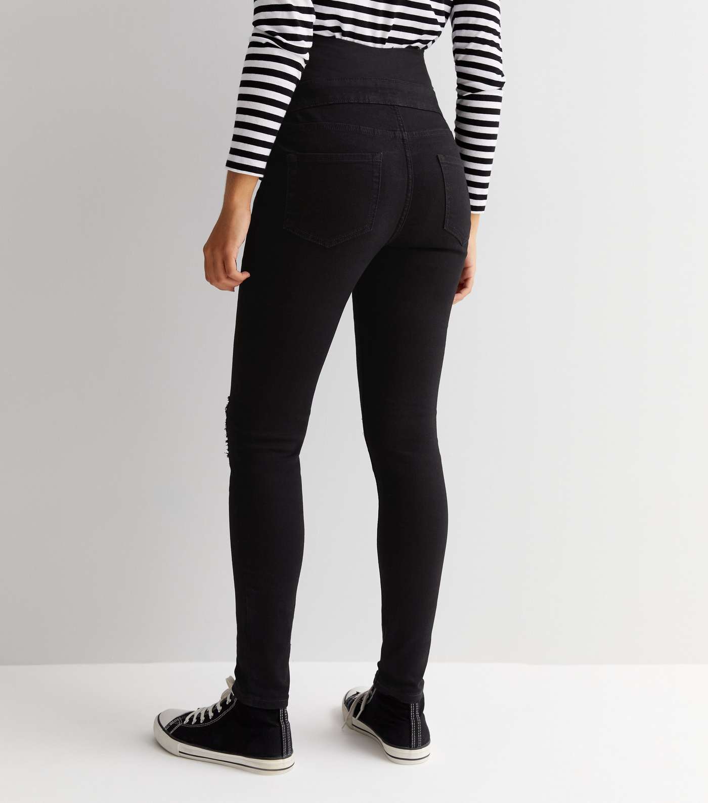 Maternity Black Ripped Over Bump Hallie Skinny Jeans Image 4