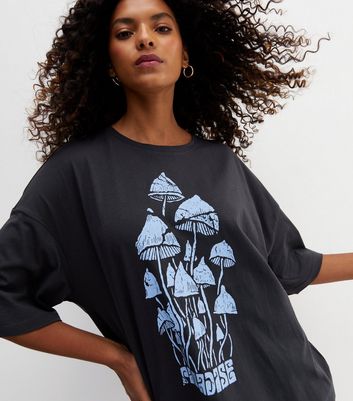 Gør det tungt diameter Natura NEON & NYLON Dark Grey Mushroom Oversized T-Shirt | New Look