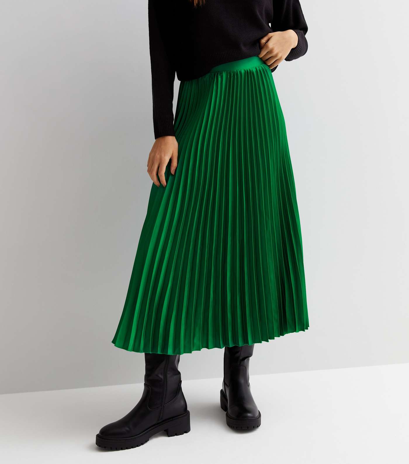Green Satin Pleated Midi Skirt Image 3