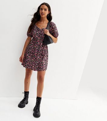 Black Ditsy Floral Square Neck Short Puff Sleeve Mini Dress | New Look