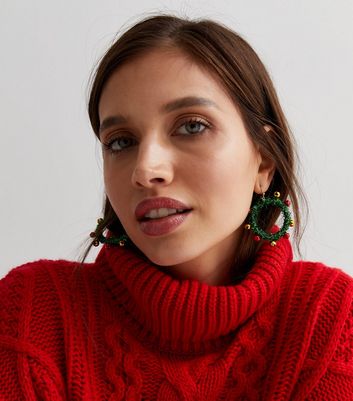 The 15 Best Hoop Earrings of 2024