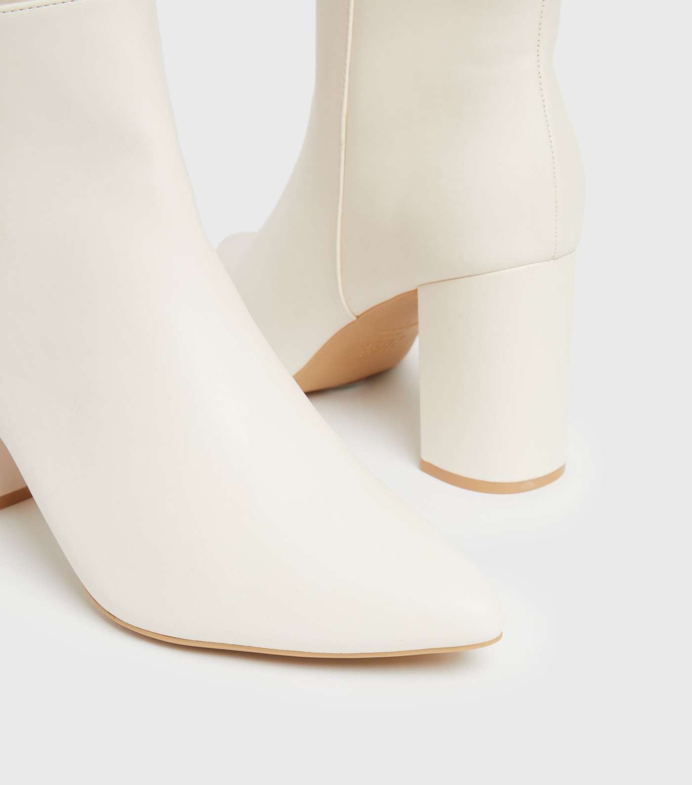 Off White Knee High Pointed Block Heel Boots Image 3