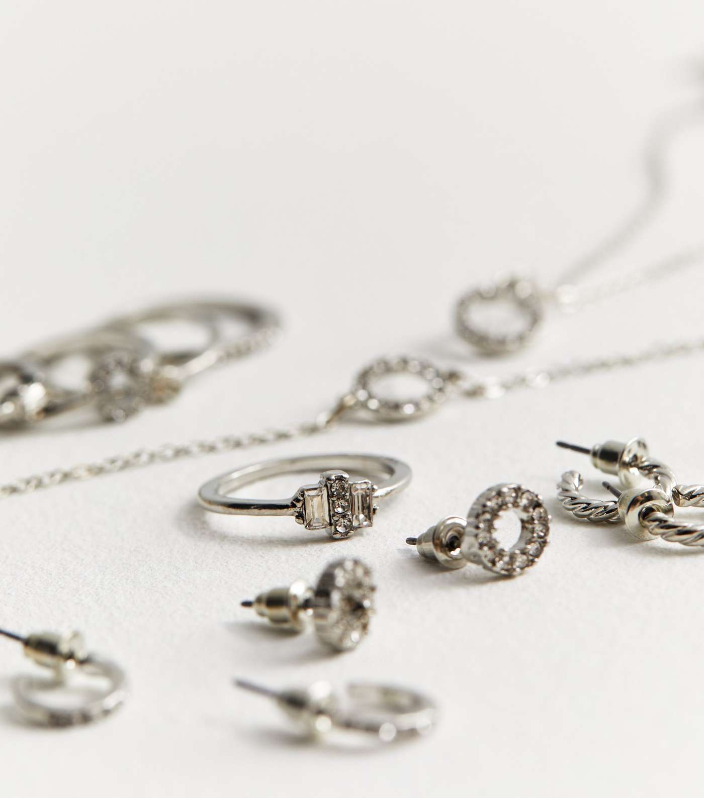 Silver Diamanté Circle Jewellery Gift Set Image 2