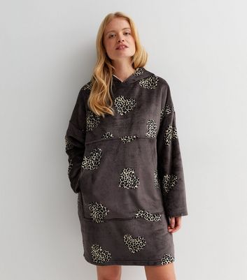 Dark Grey Heart Leopard Print Fleece 