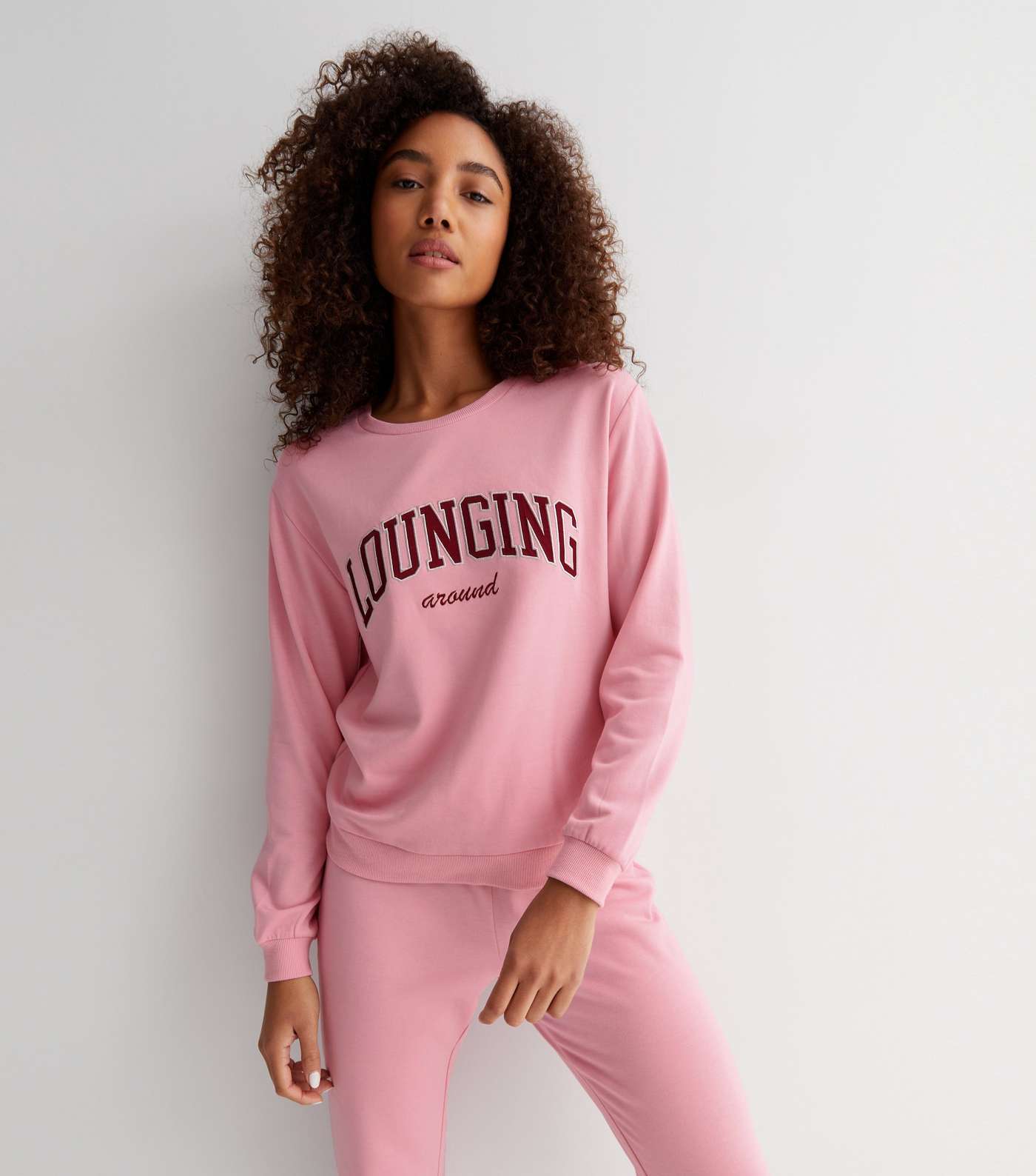 Mid Pink Lounging Logo Lounge Sweatshirt Image 2