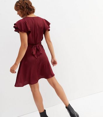 burgundy flutter sleeve dress