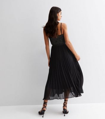 Strappy pleated 2024 midi dress