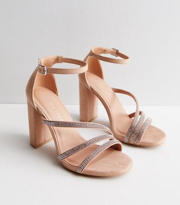 Pale pink wide hot sale fit sandals