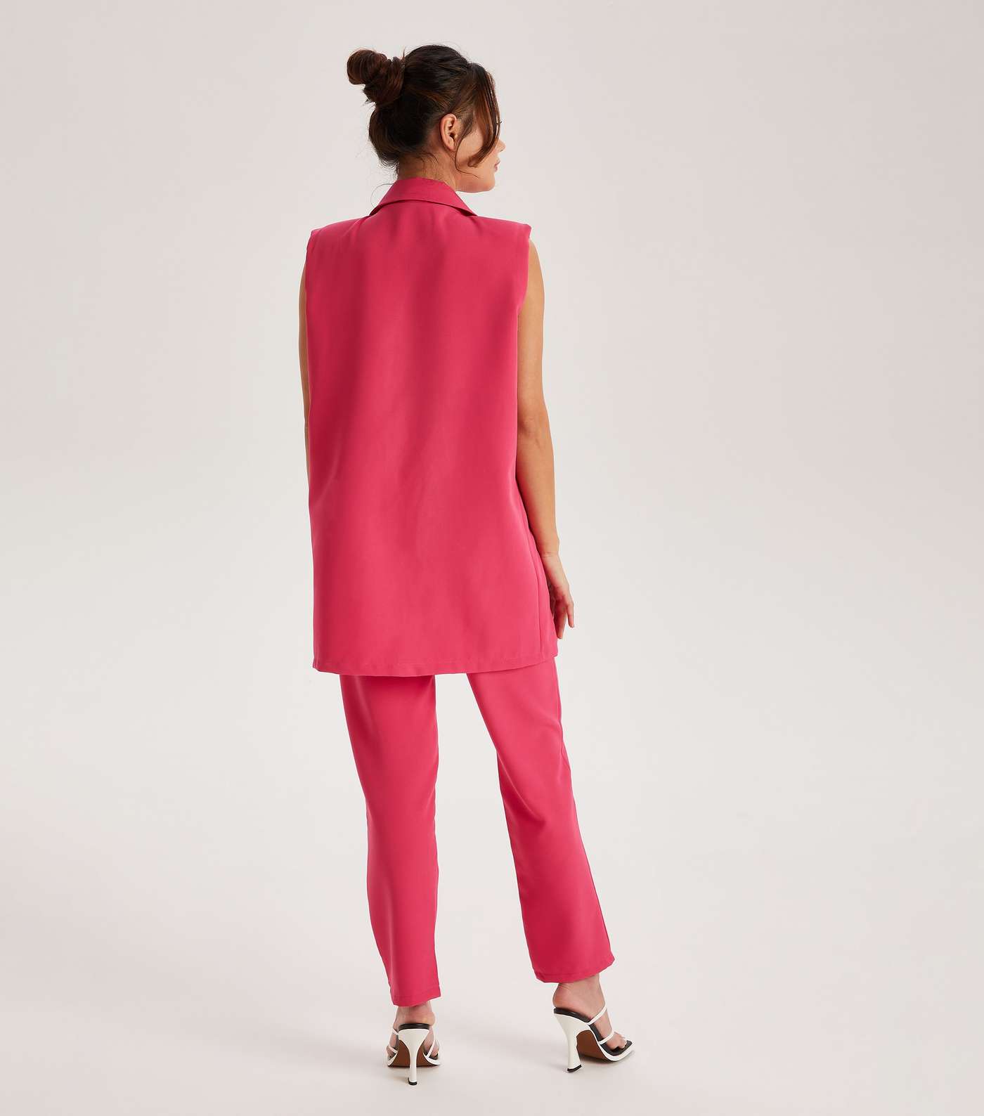 Urban Bliss Bright Pink Sleeveless Oversized Blazer Image 4