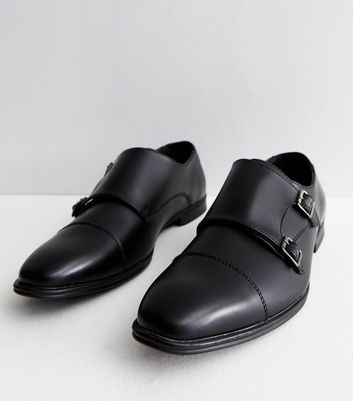 Leather best sale strap shoes