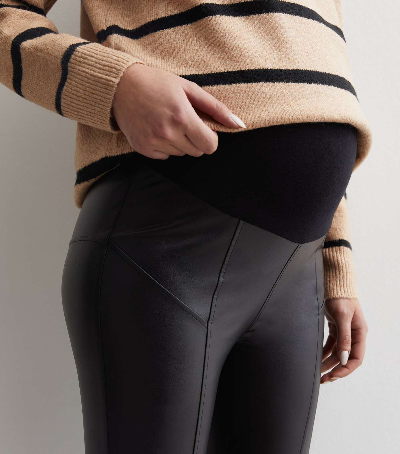 Maternity Black Leather-Look Over Bump Leggings Image 3