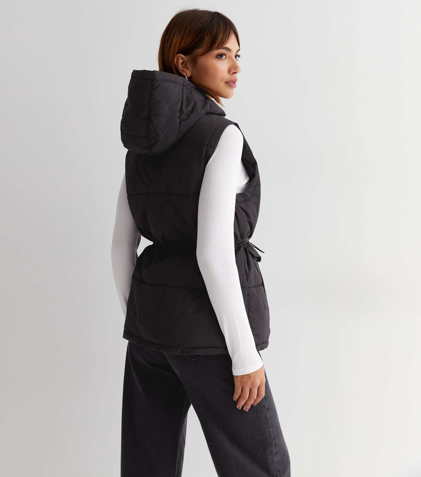 Cameo Rose Black Puffer Toggle Hooded Gilet Image 4