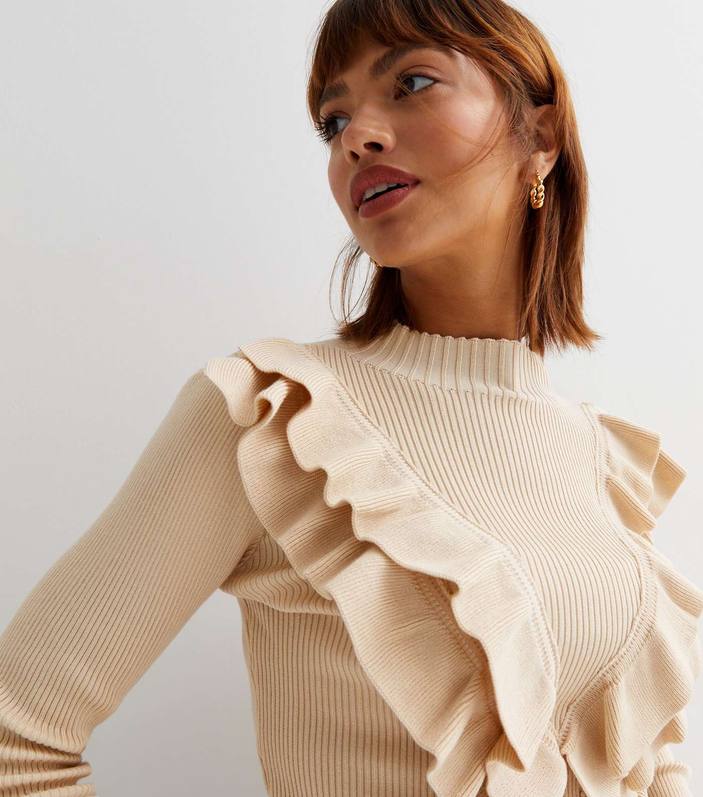 Cameo Rose Off White High Neck Ruffle Knit Jumper Image 3