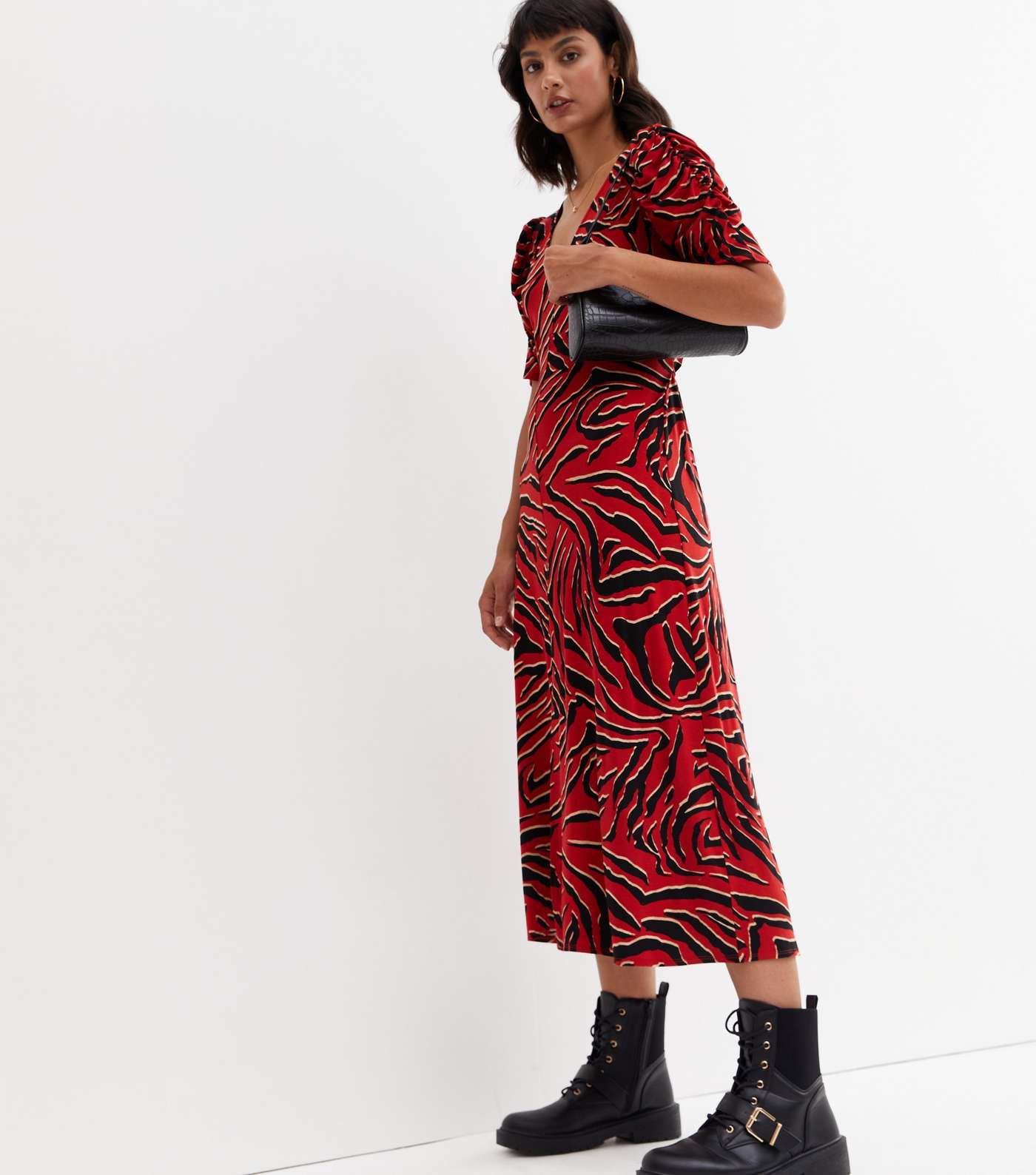 Red Tiger Print V Neck 1/2 Ruched Sleeve Midi Dress Image 2