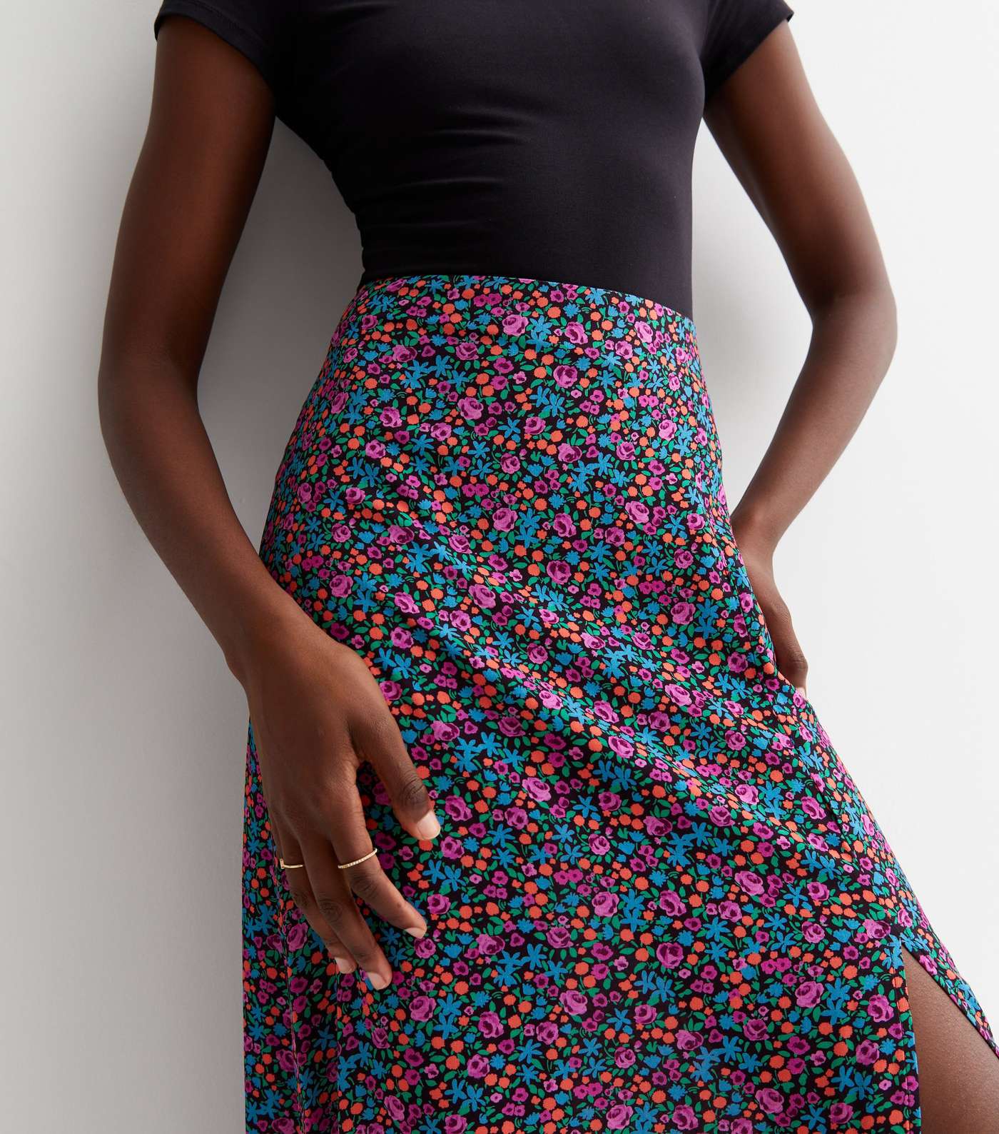 Tall Black Floral Split Hem Midi Skirt Image 2