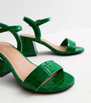 Green best sale croc shoes