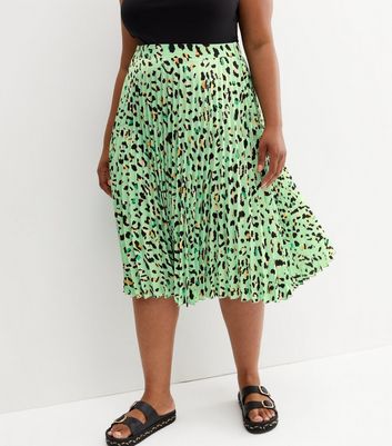 New look green 2024 leopard print midi skirt