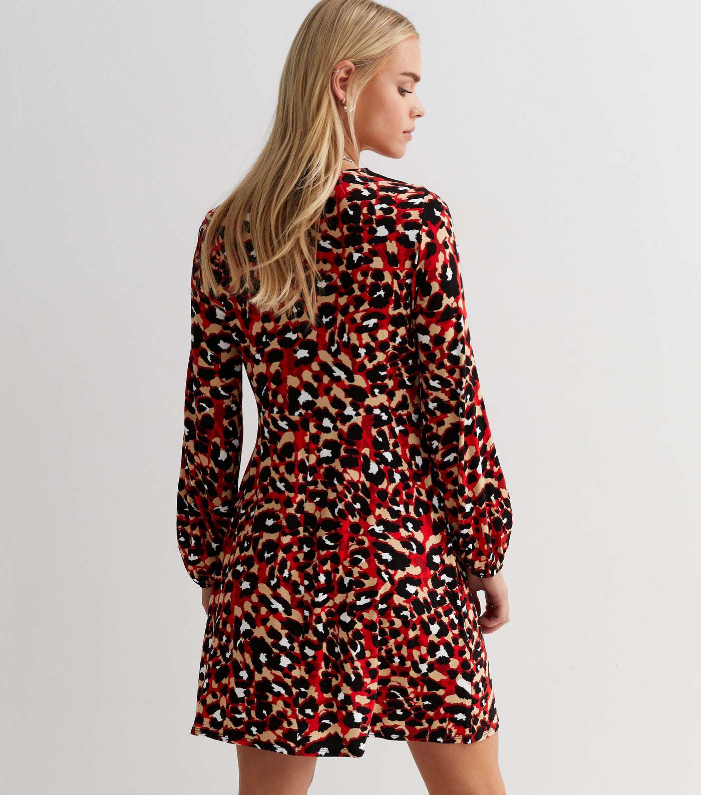 Petite Red Leopard Print V Neck Twist Front Mini Dress Image 4