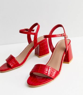 What Color Shoes to Wear with Red Dresses in 2023: The Very Best Picks!
