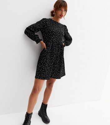 Black Spot Crinkle Long Sleeve Mini Smock Dress New Look