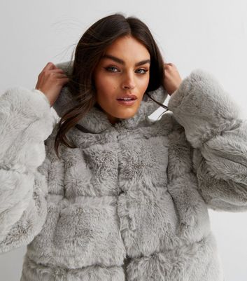 Fluffy cheap hooded jacket