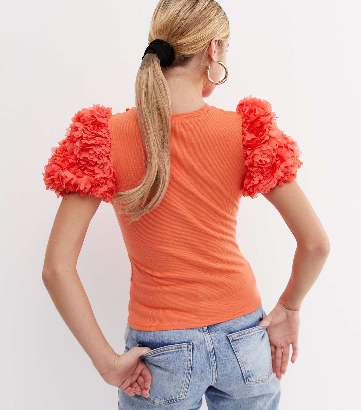 Cameo Rose Bright Orange Chain Neck Floral Appliqué Sleeve Top Image 4